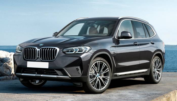 bmw-x3-2021-side-front